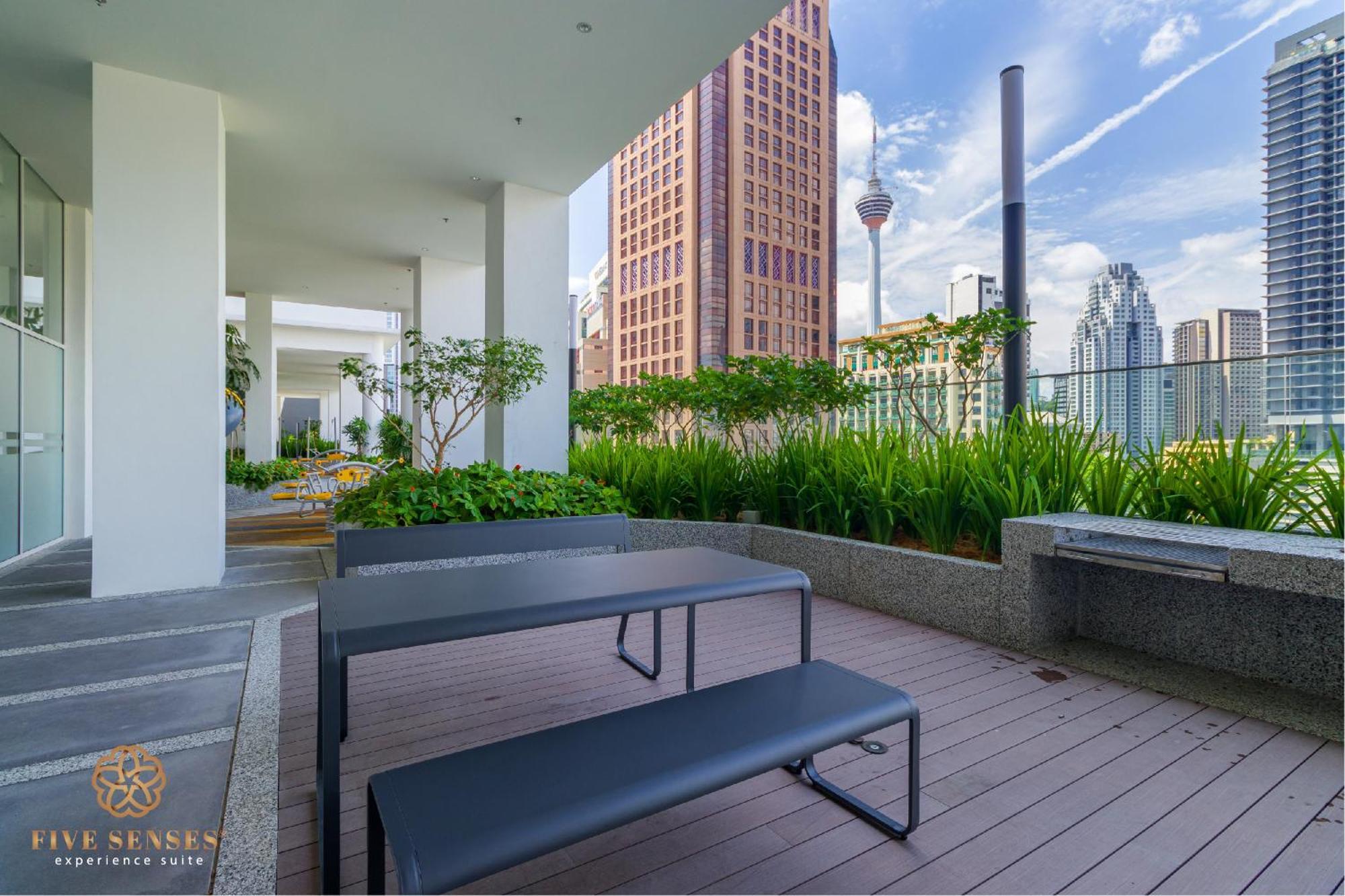 Quill Residences Kuala Lumpur, Five Senses Esterno foto